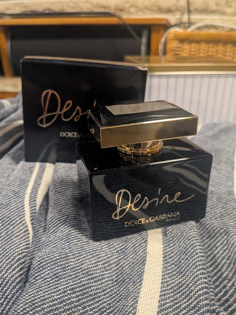 Dolce & Gabbana Desire The One Bottle
